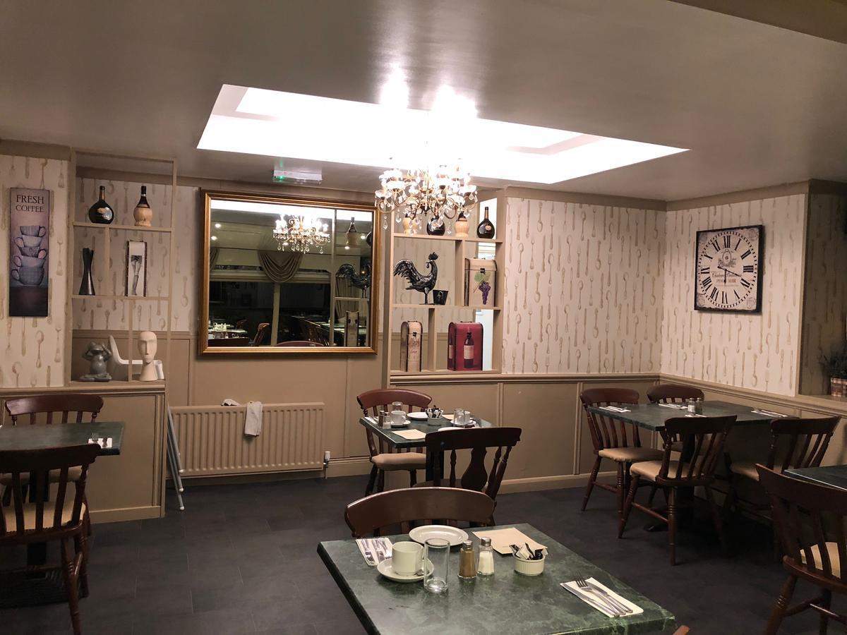 Station Inn Хексам Екстериор снимка